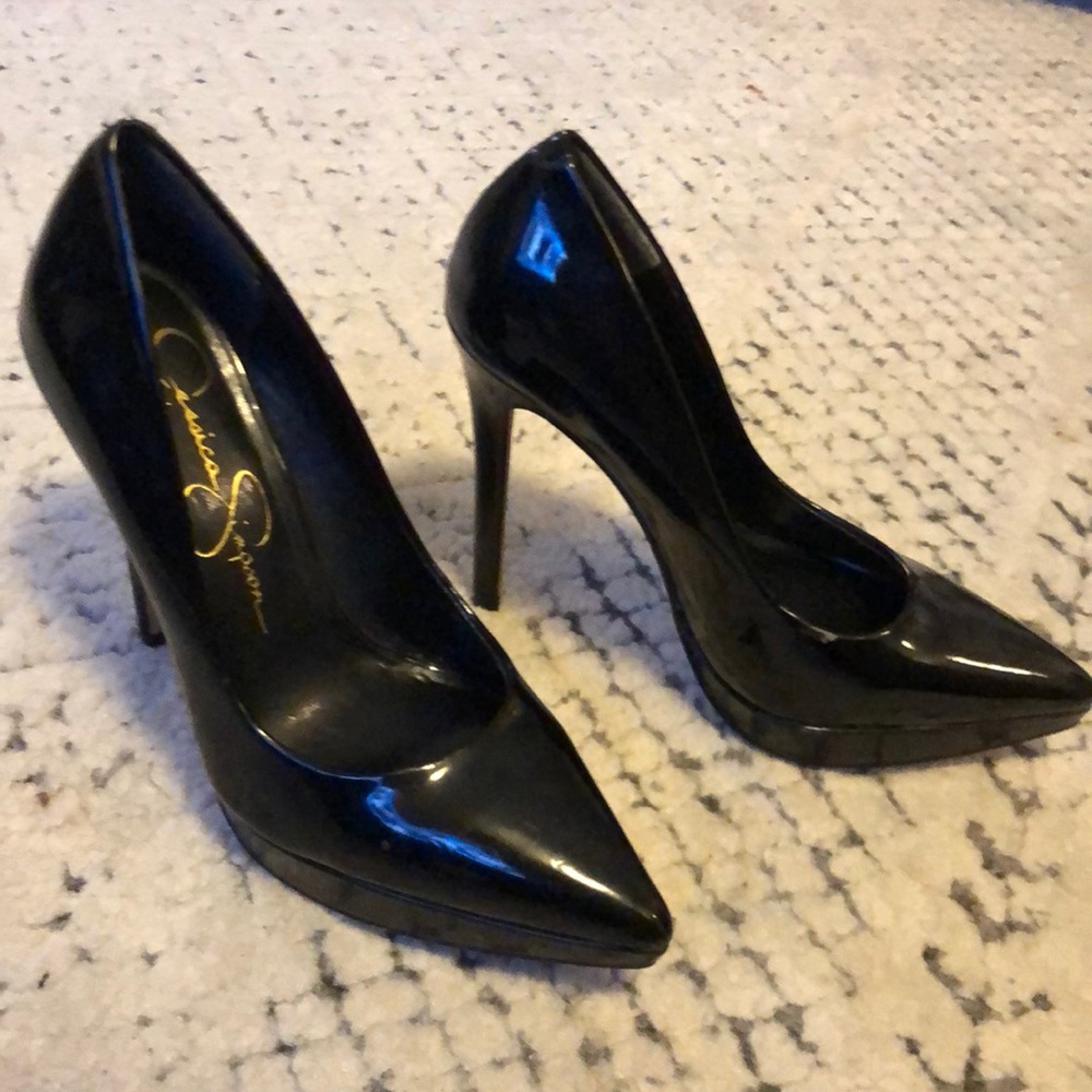 Jessica Simpson platform pumps